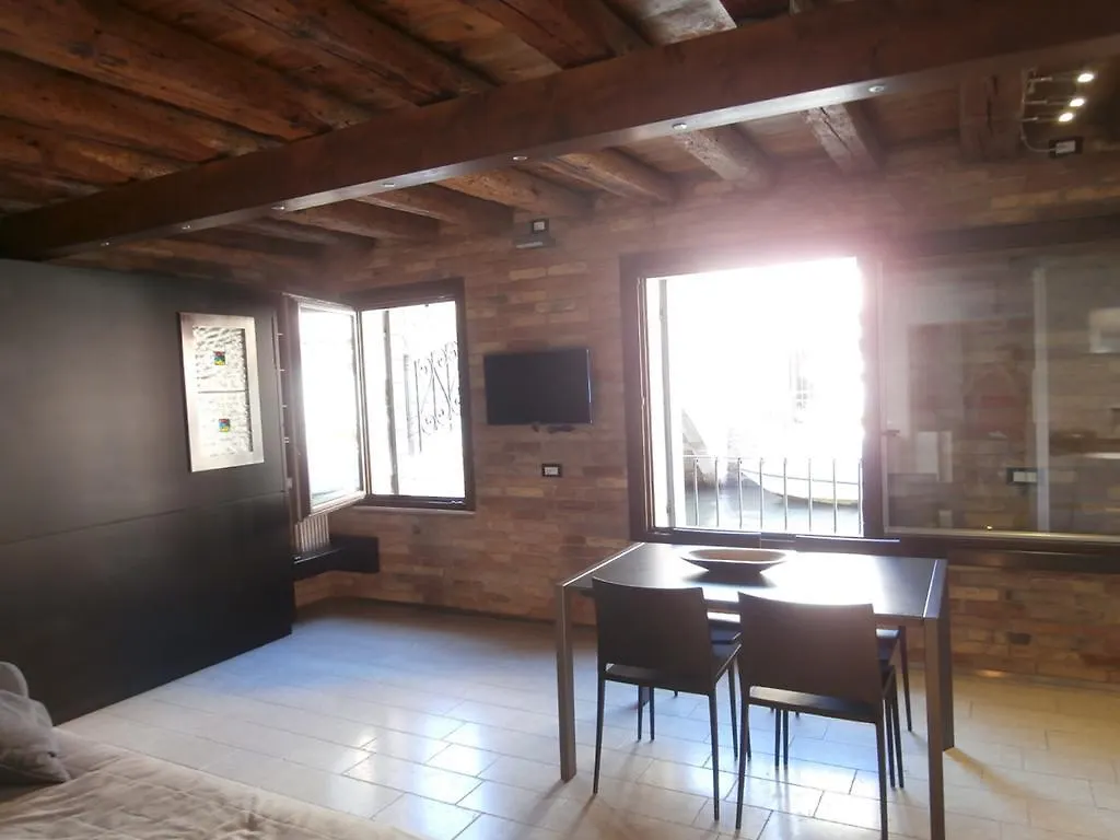 Cocoloco Apartment Venice Italy