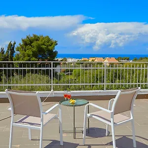 https://casa-del-melograno-con-idromassaggio-e-giardino.palermohotels.org